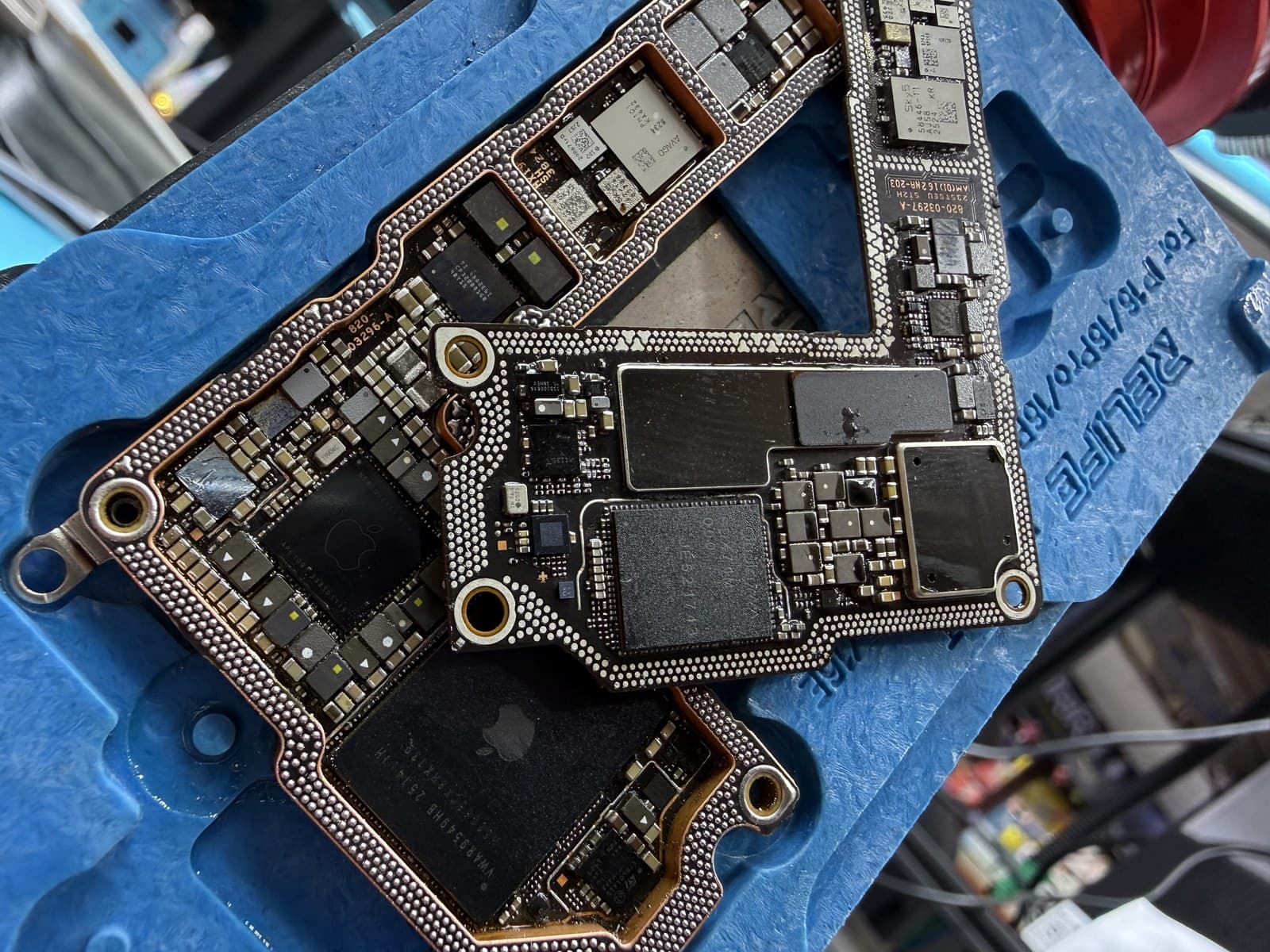 Iphone 16 layer seperation