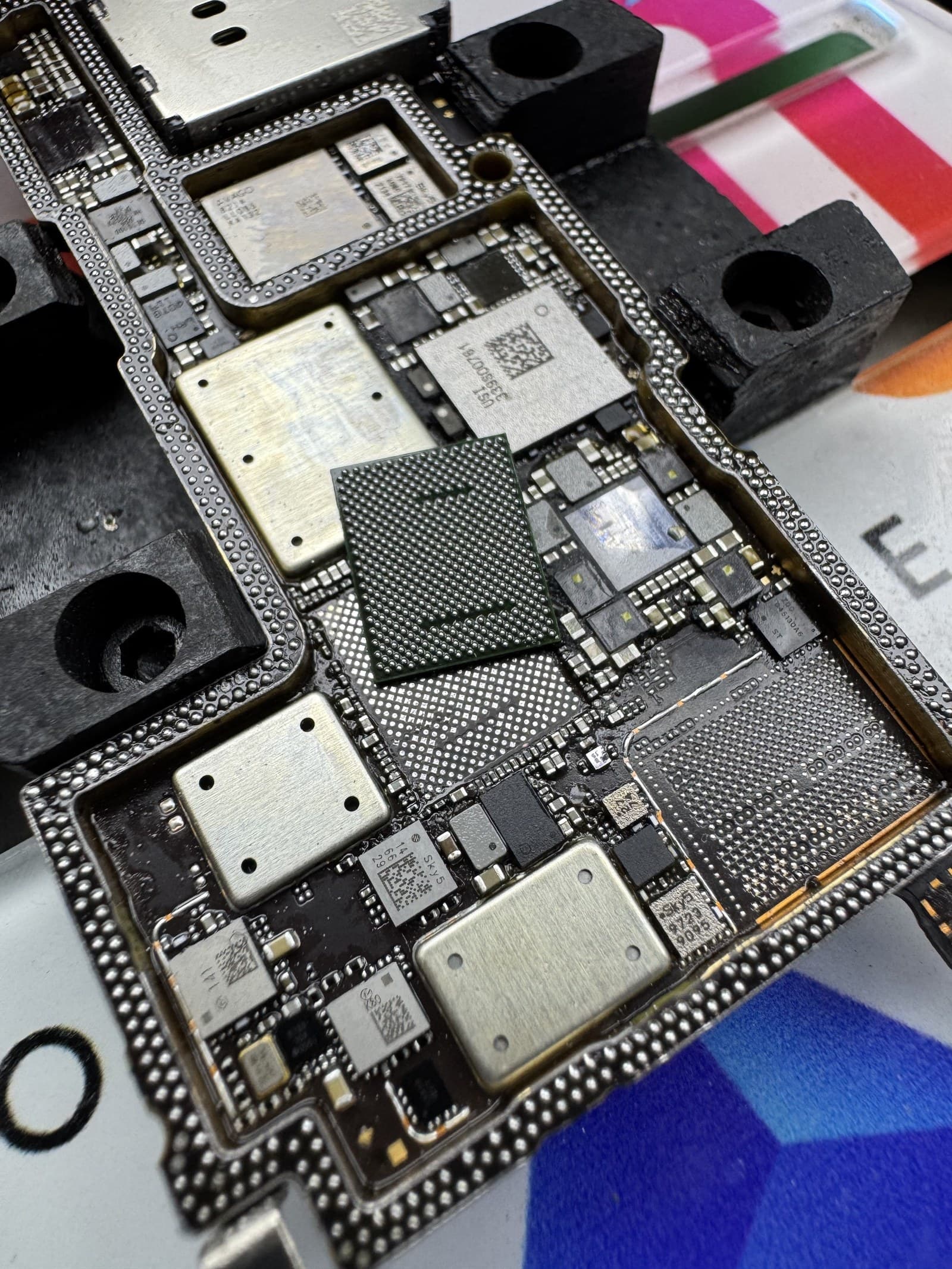 Iphone 13 pro max baseband cpu reball