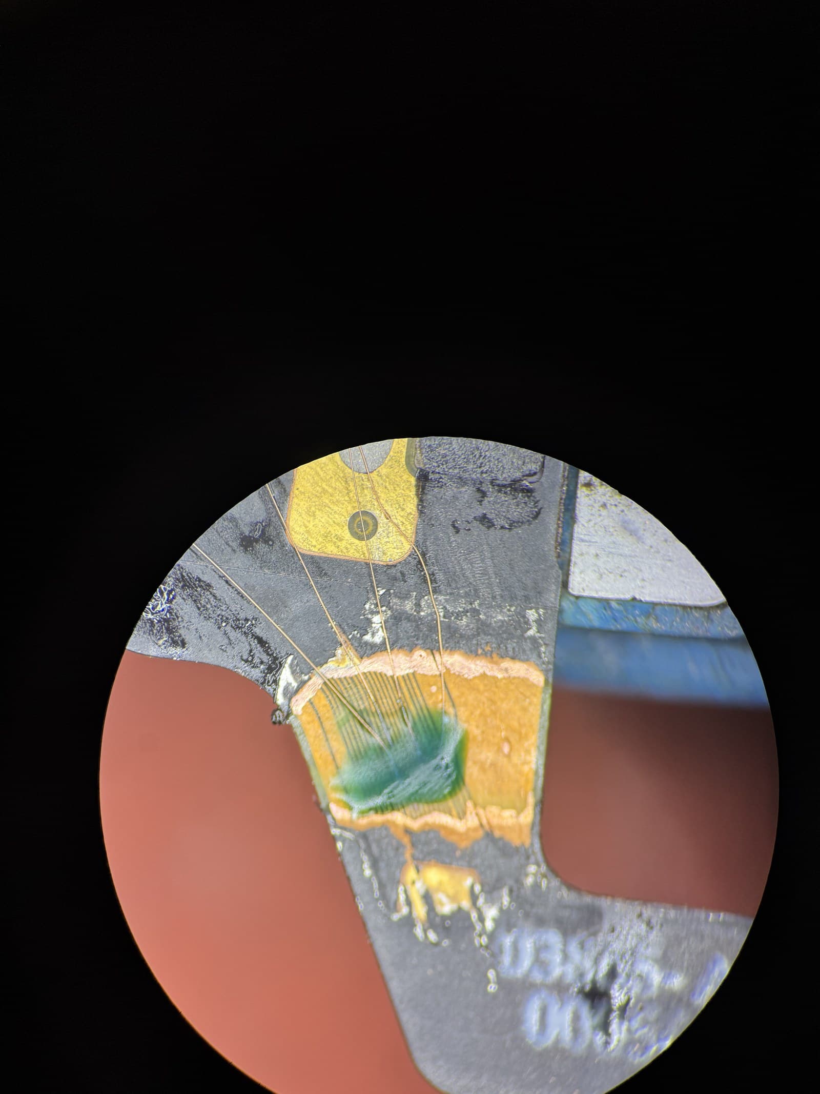 Micro jumper in face id flex