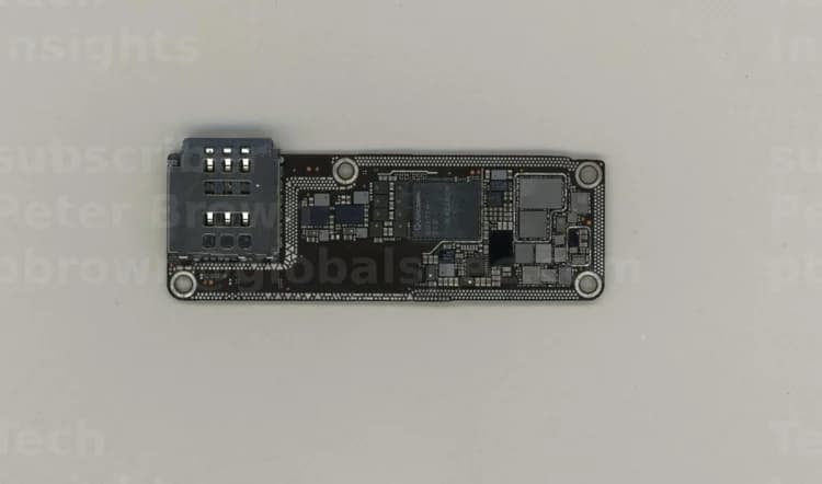 Iphone 16 Pro Max Lower Cnc — photo 1